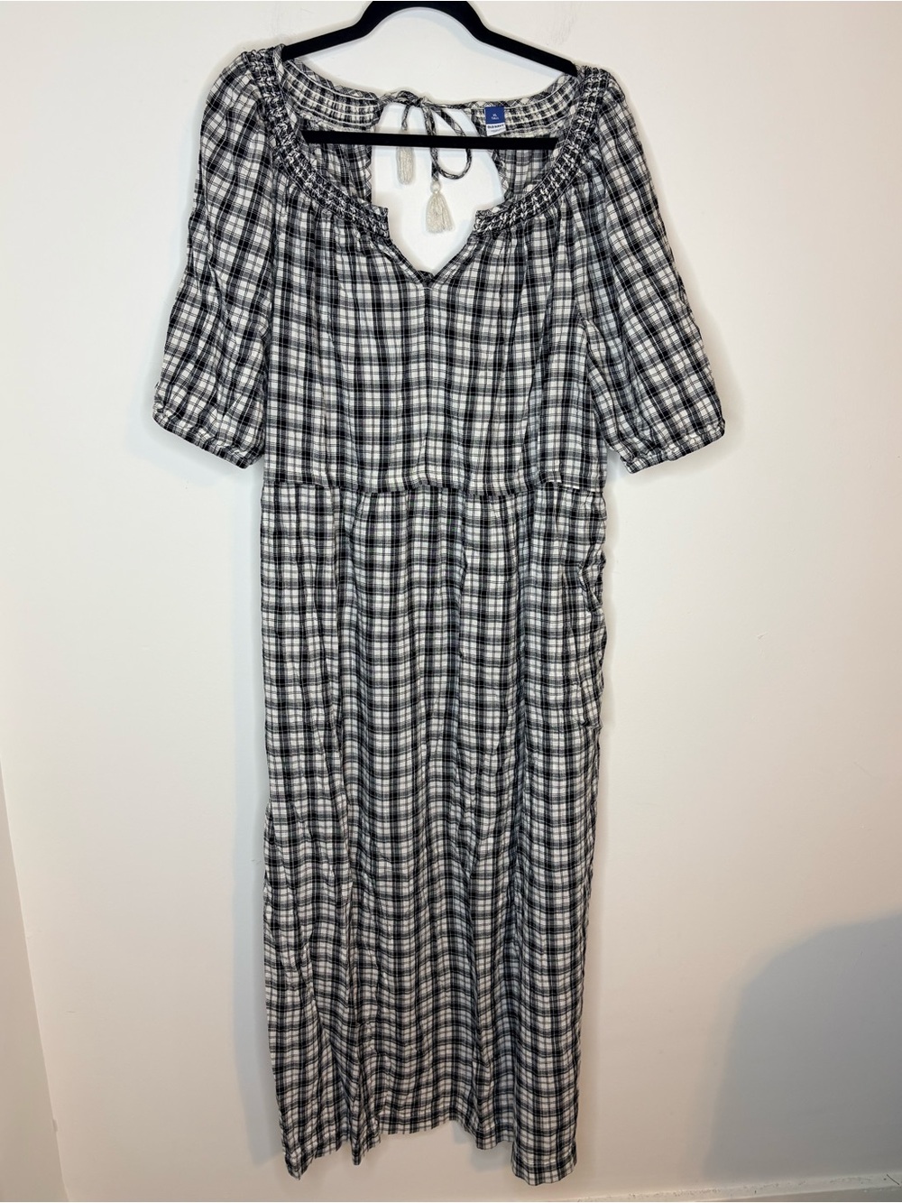 Old Navy Black & White Plaid Maxi Dress with Smocked Neckline XL Tall